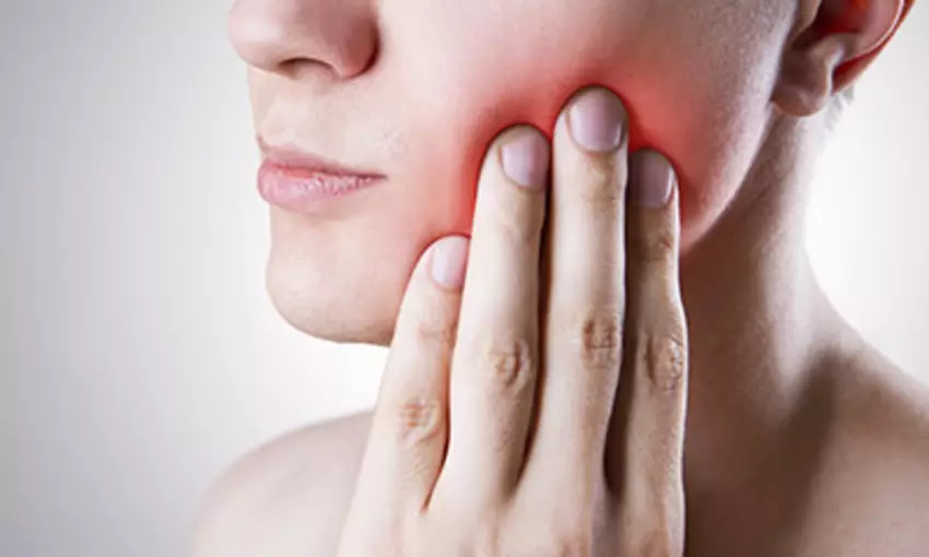 10 Home Remedies for a Toothache