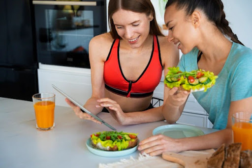 Promoting a Healthy Lifestyle: Exploring the Connection Between Nutrition and Health
